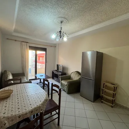 I&s 2 Apartment *